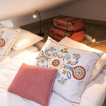 Central Mezzanine Studio Apartment Lisbon Exterior photo