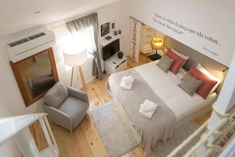 Central Mezzanine Studio Apartment Lisbon Exterior photo
