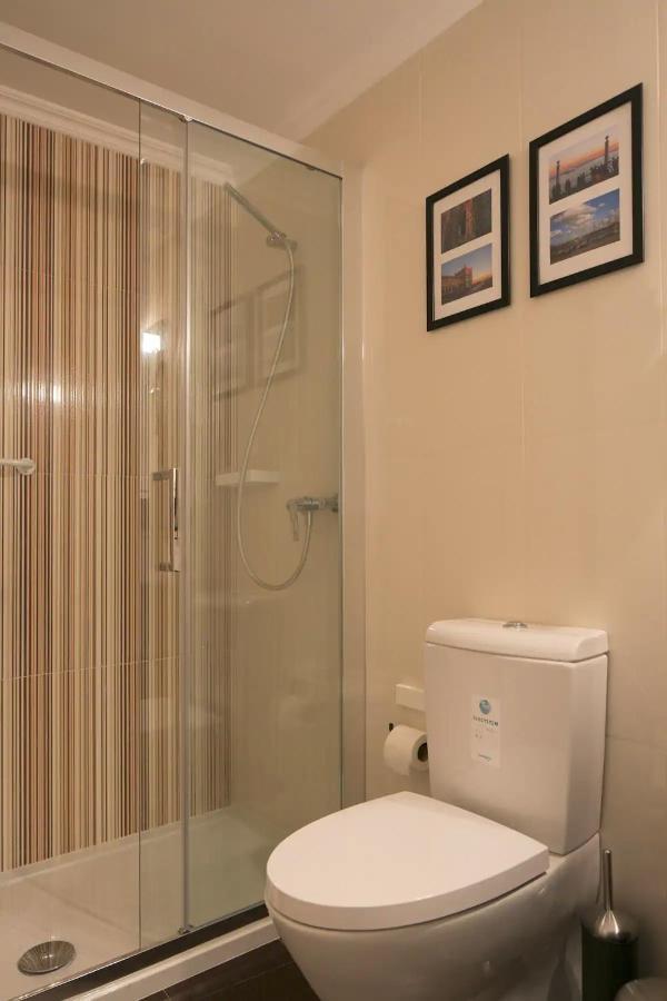 Central Mezzanine Studio Apartment Lisbon Exterior photo